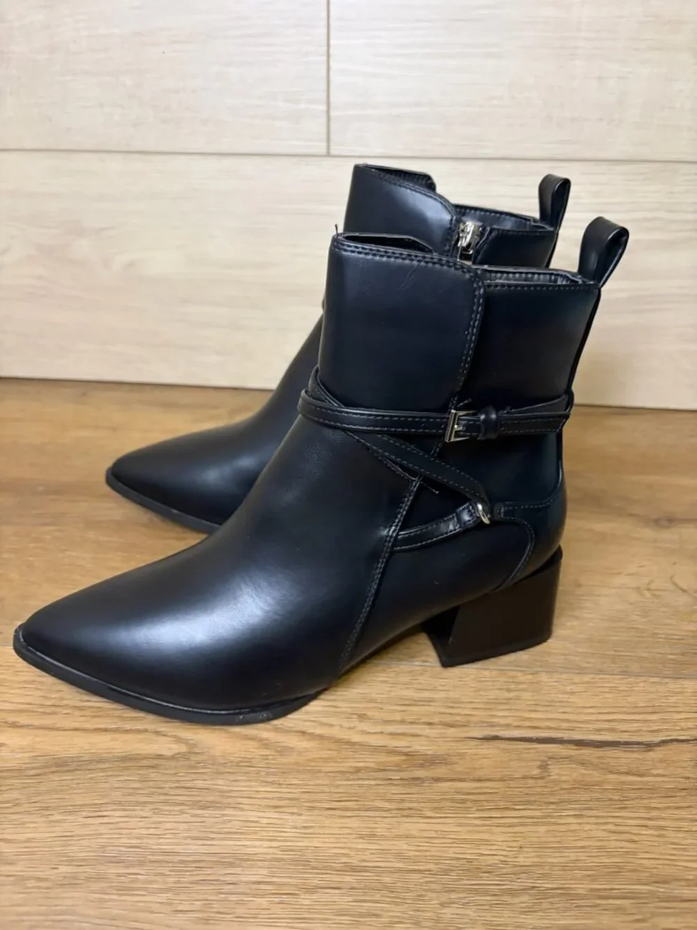 Journee Collection Women's Estelle Stacked Block Heel Booties Black Size 6WD